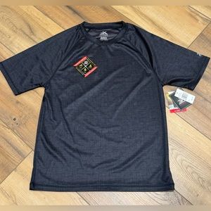 ZeroXposur Men’s Outdoor NEW NWT Golf T-shirt size medium Crew Neck Tee